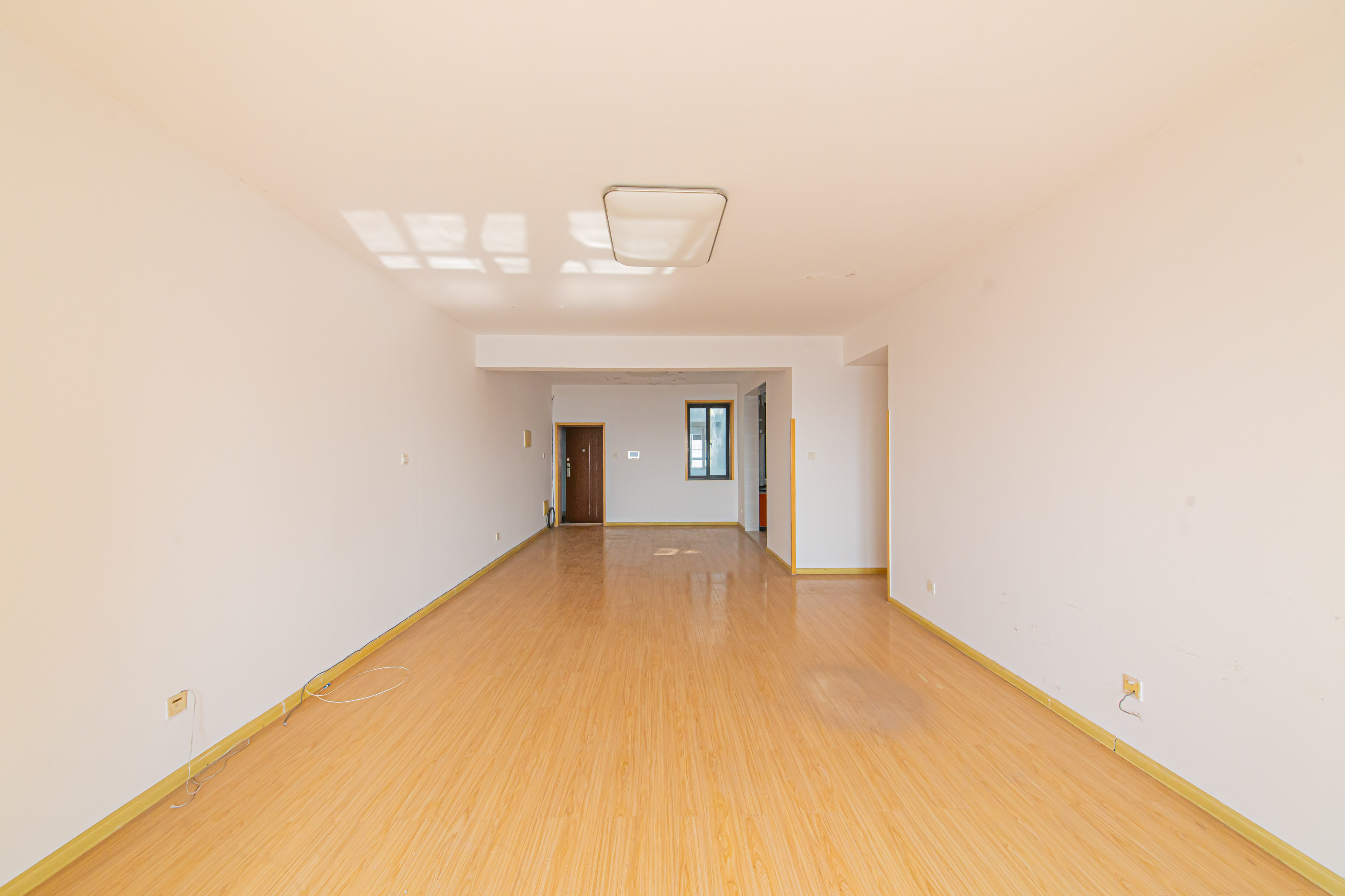 上庭苑  3室2厅2卫    105.0万室内图1