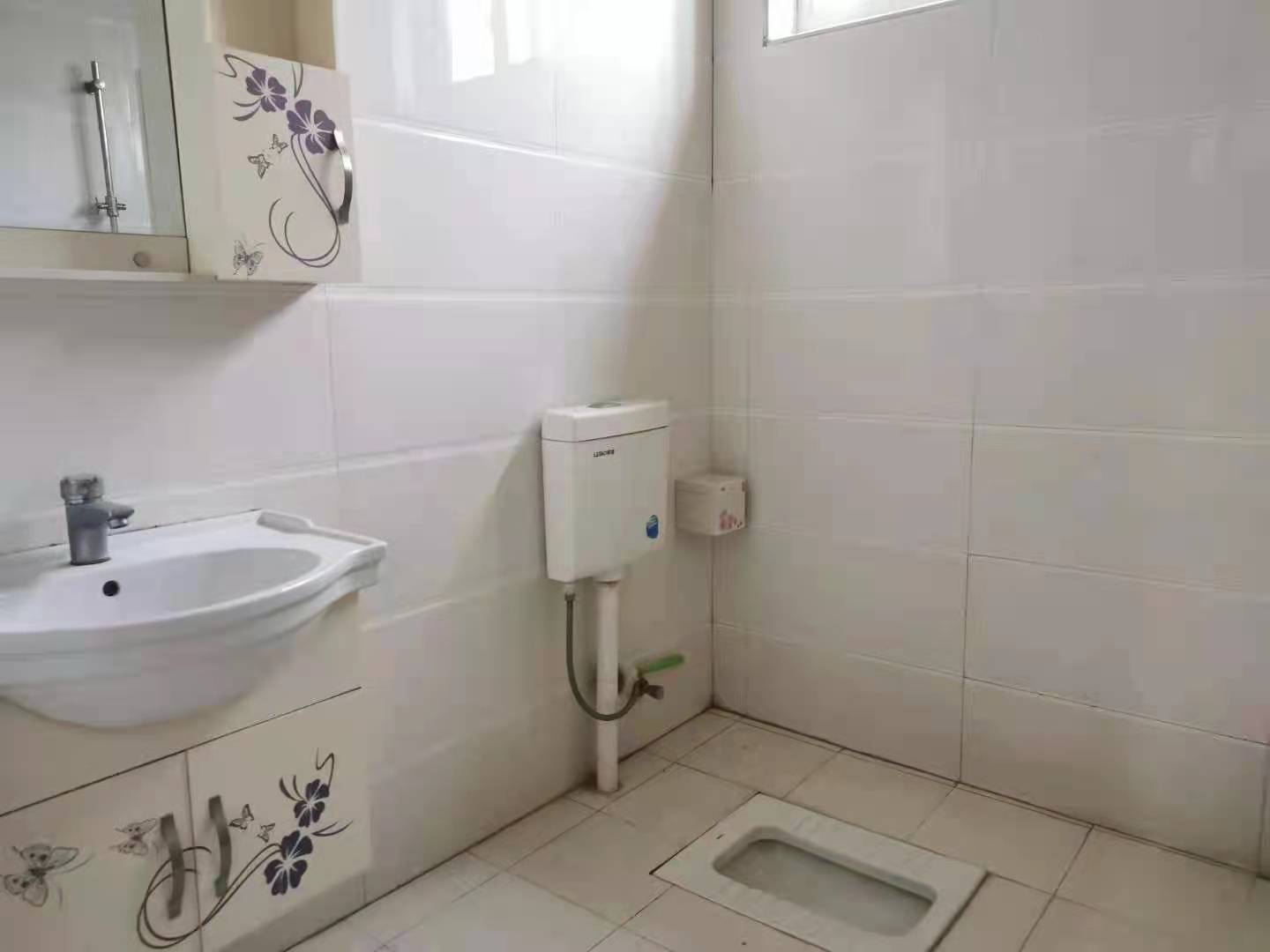 冠都现代城(冠都幸福彼岸)  0室0厅0卫    2300.0元/月 冠都现代城(冠都幸福彼岸)  0室0厅0卫    2300.0元/月室内图