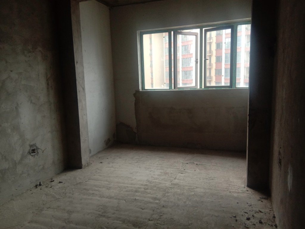 诚信广场  3室2厅2卫    68.8万 诚信广场  3室2厅2卫    68.8万