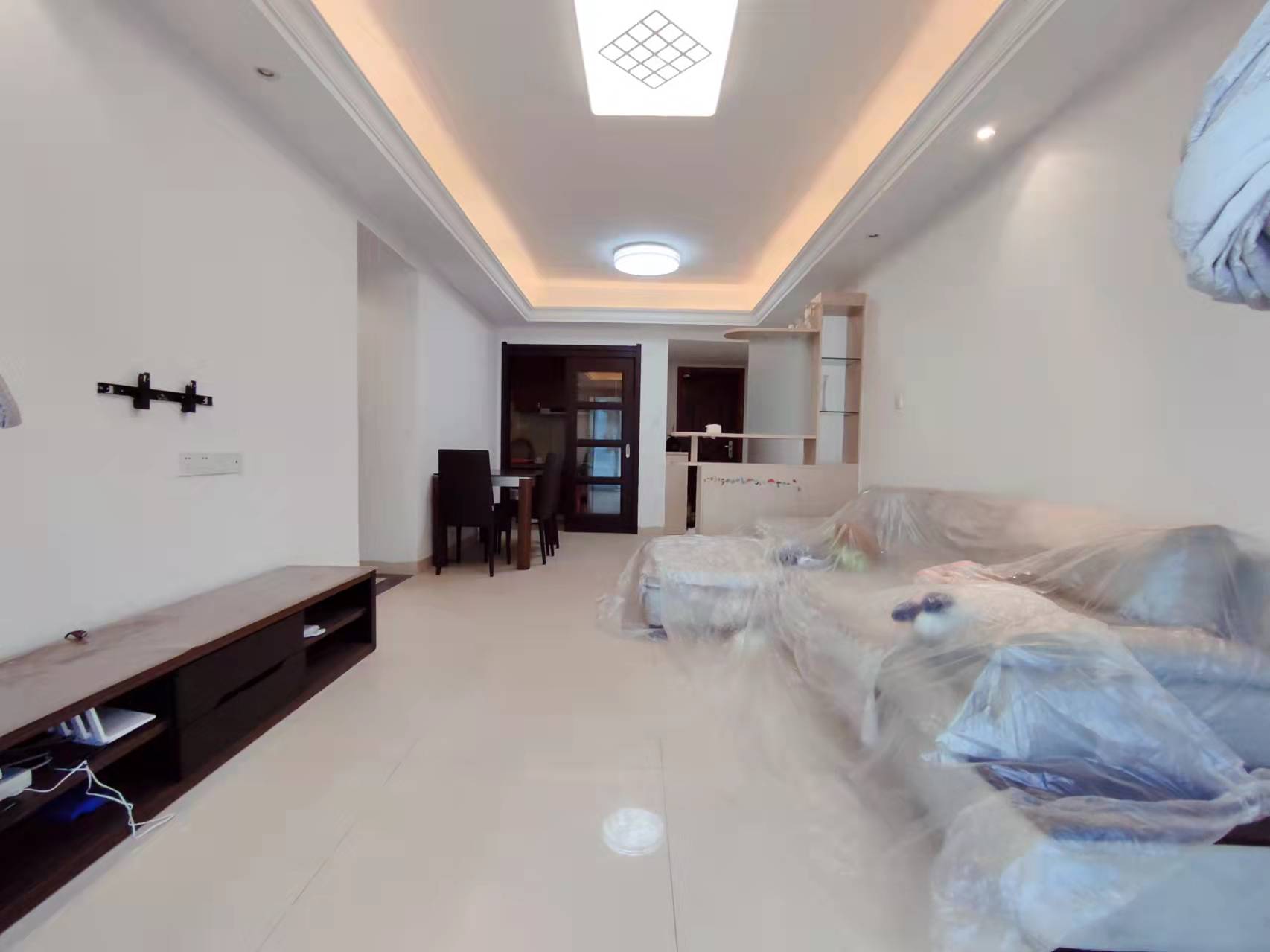 碧桂园 3室2厅1卫 1800.00元/月 碧桂园 3室2厅1卫 1800.00元/月室内图