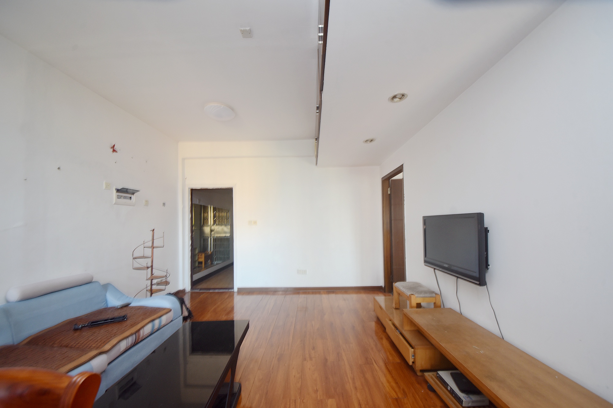 宏泽佳园  2室1厅1卫    93.0万客厅