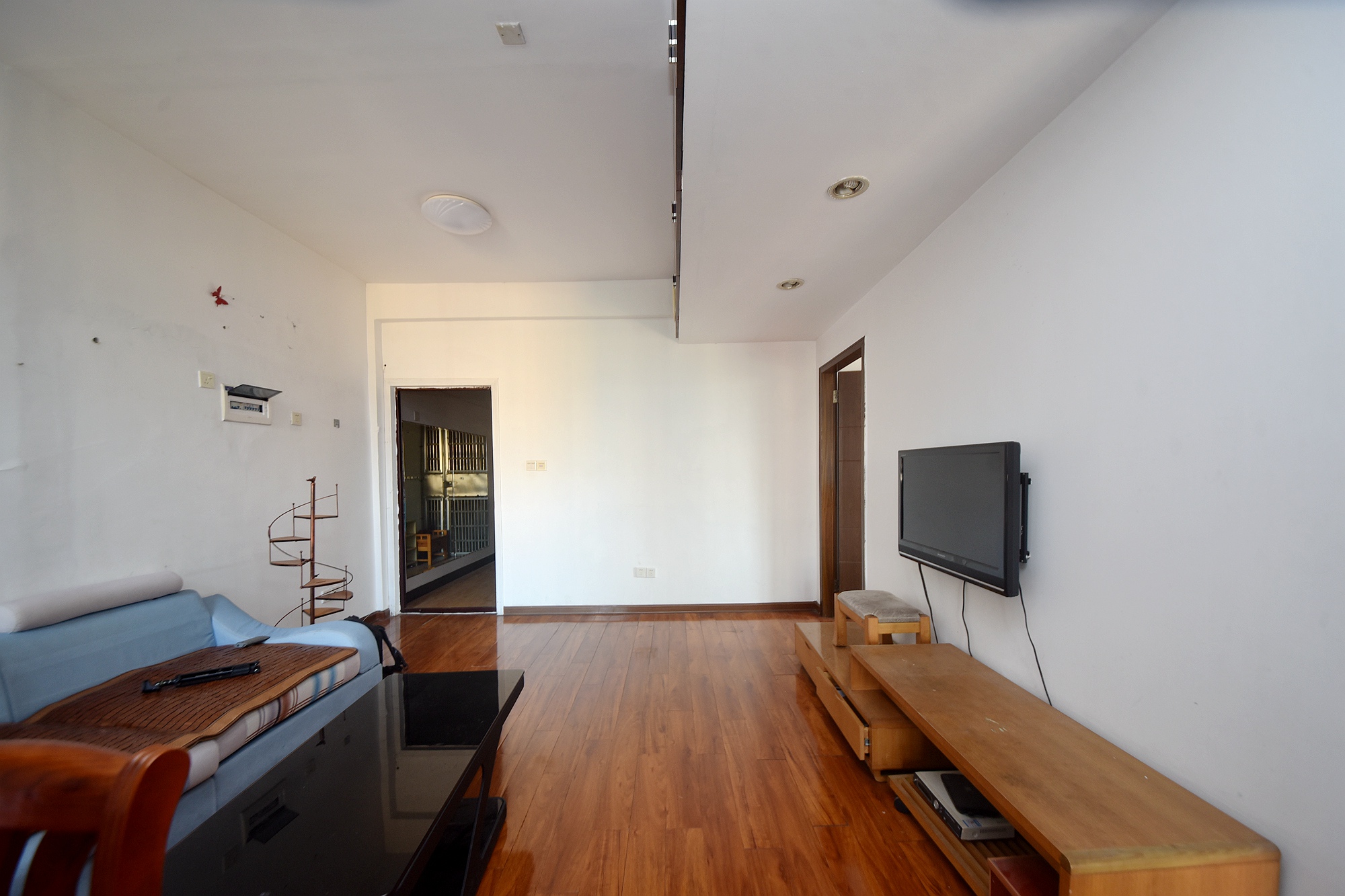 宏泽佳园  2室1厅1卫    93.0万客厅