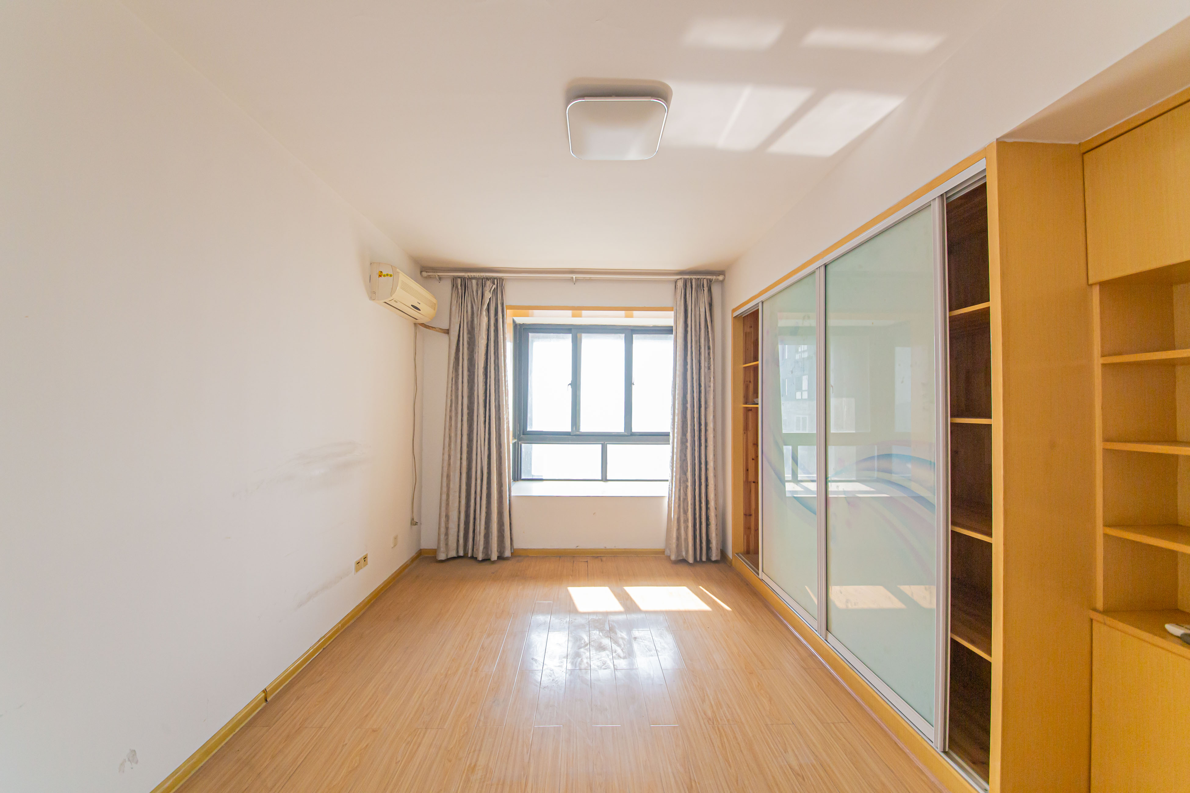 二手房好房推荐:省政府板块精装三居室,近友谊路1号线出行便利,商业、教育品质优 二手房好房推荐:省政府板块精装三居室,近友谊路1号线出行便利,商业、教育品质优