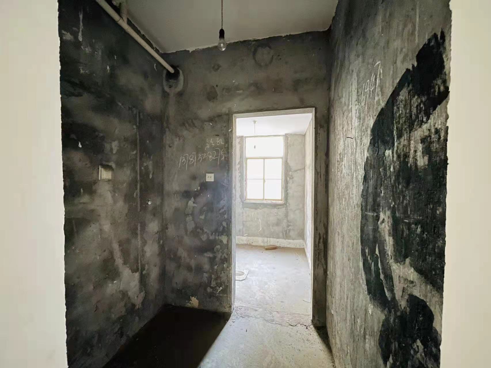 碧玉花园 3室2厅1卫 75.0万 碧玉花园 3室2厅1卫 75.0万客厅