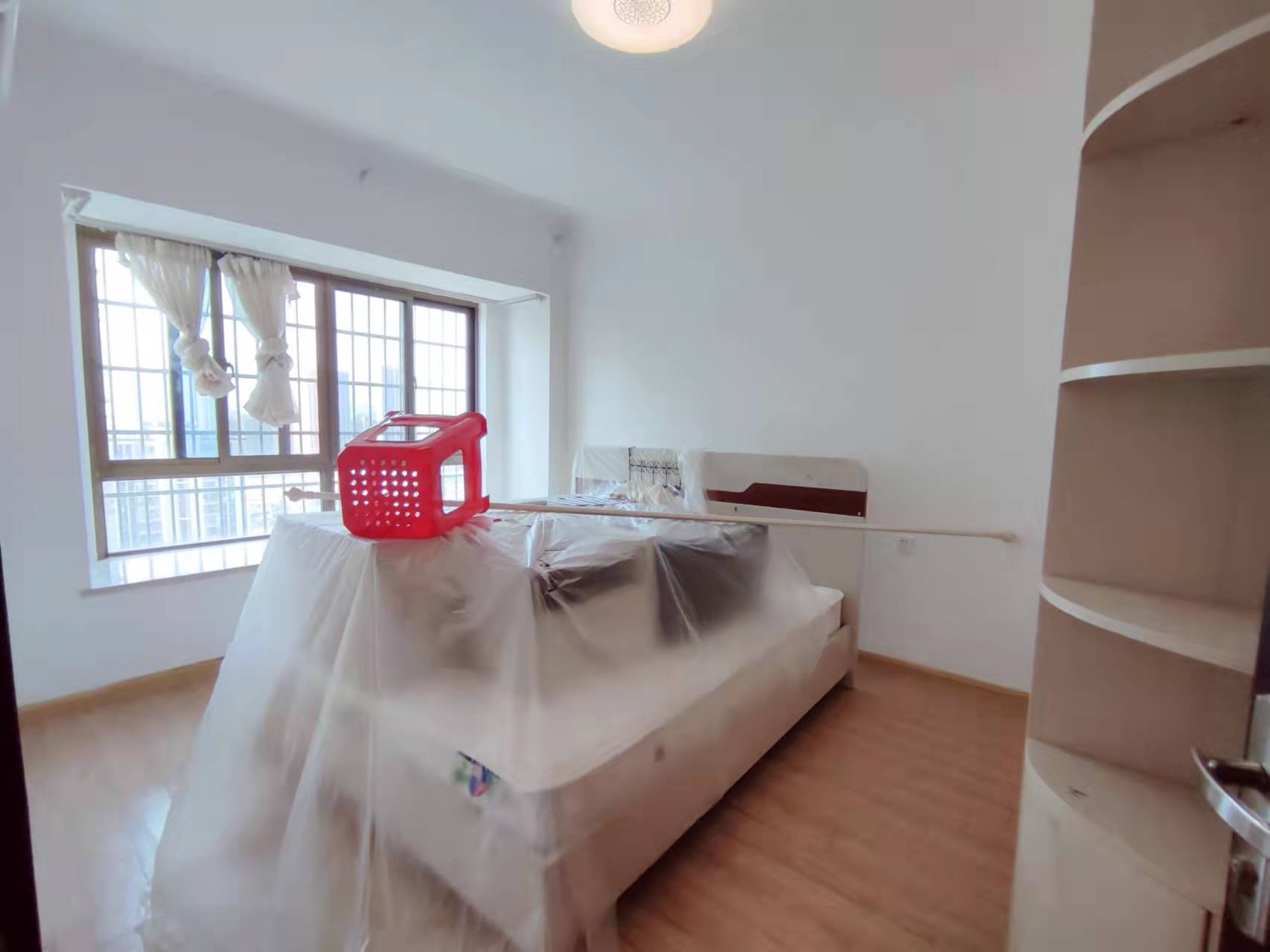 碧桂园 3室2厅1卫 1800.00元/月 碧桂园 3室2厅1卫 1800.00元/月室内图