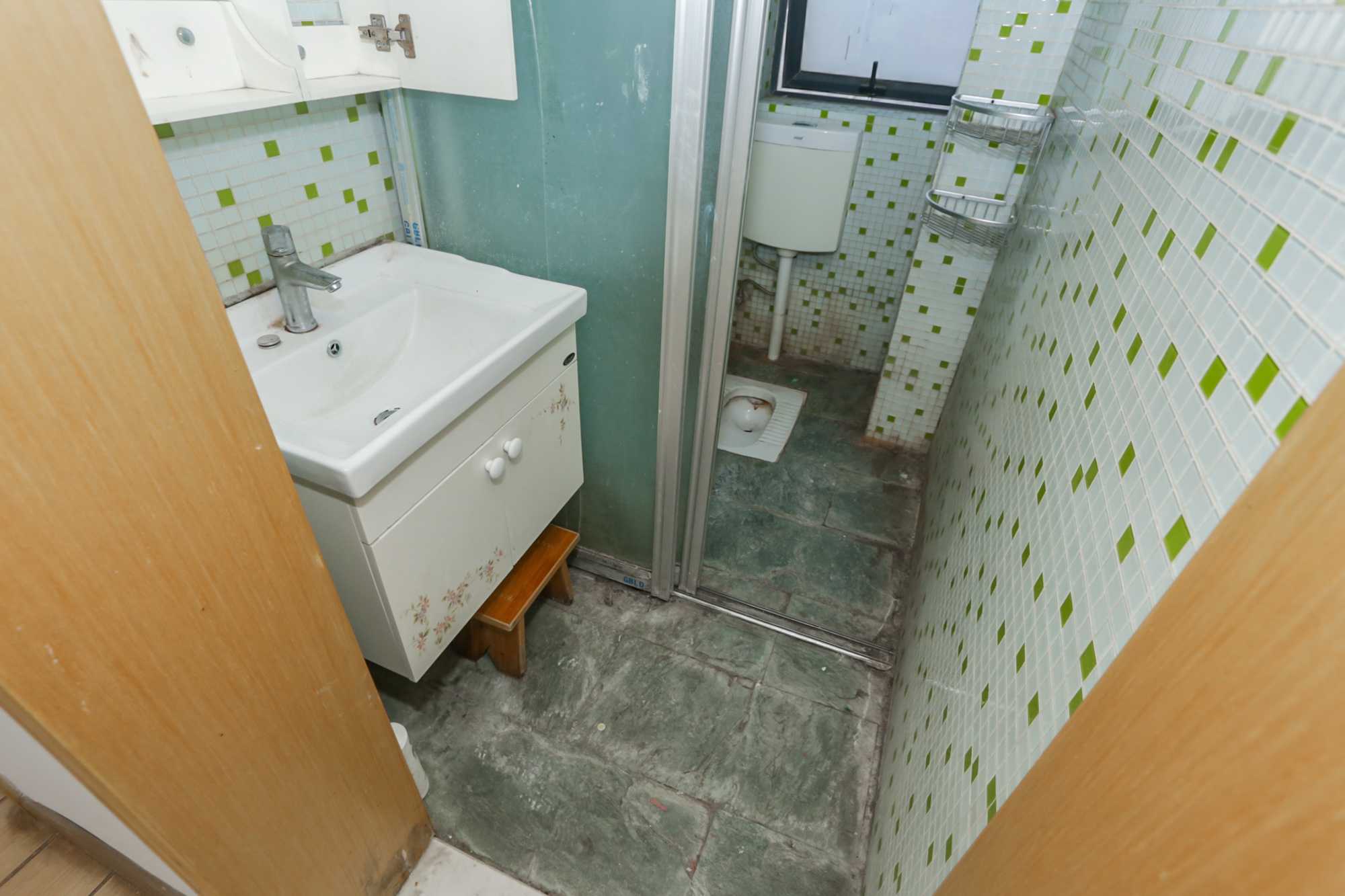 莱茵城  3室2厅2卫    88.8万 莱茵城  3室2厅2卫    88.8万卫生间