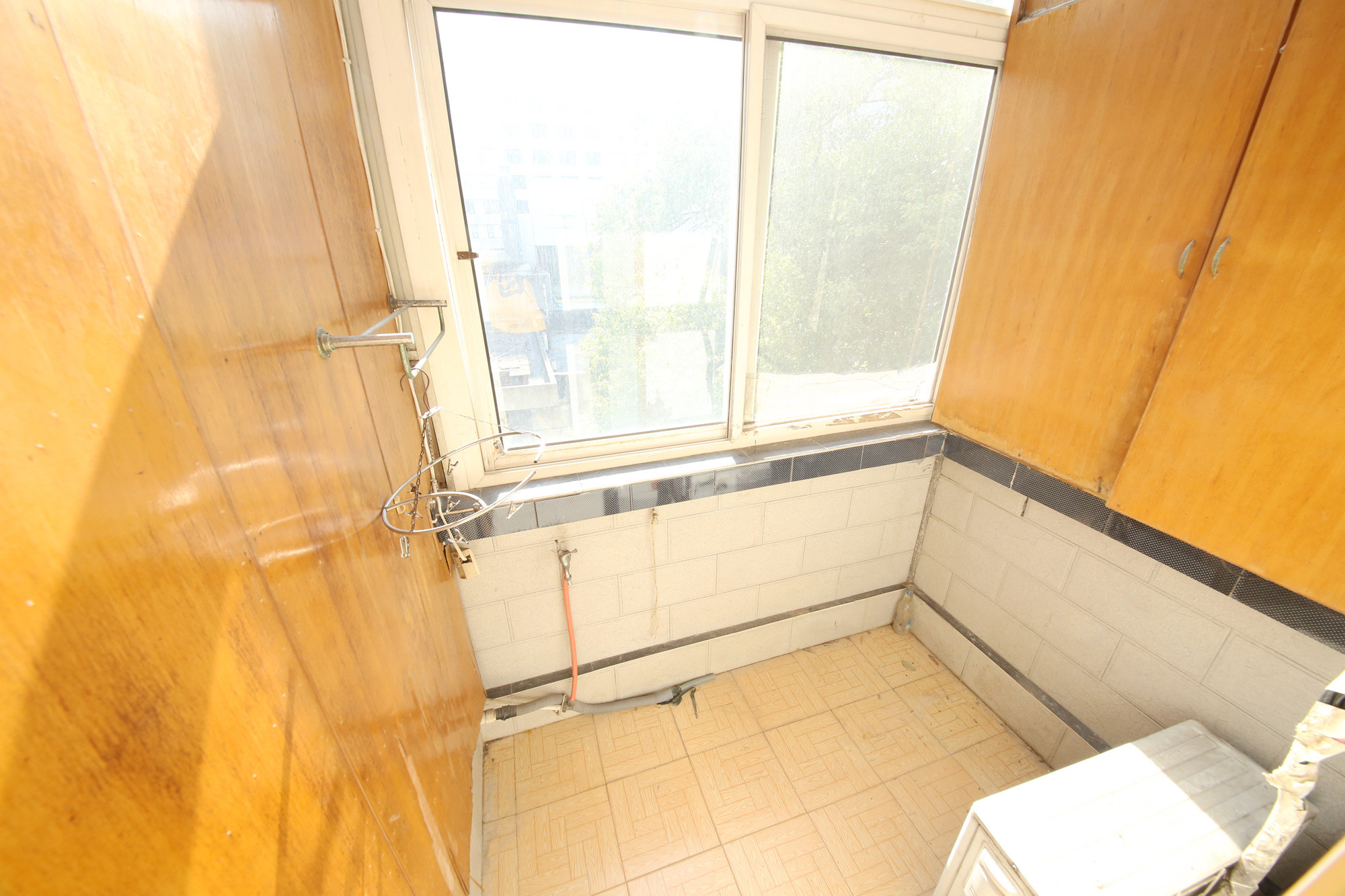 燕山街社区  2室2厅1卫   59.80万阳台