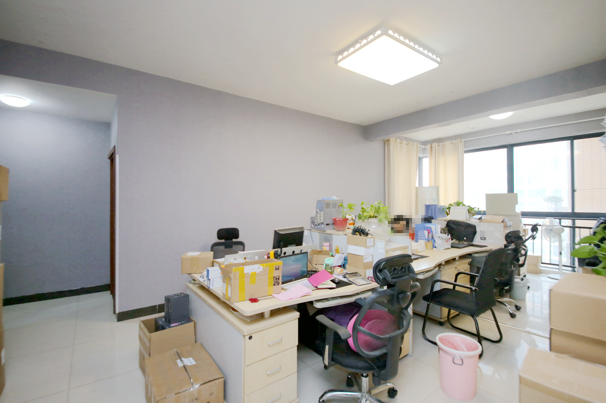 融圣国际  3室2厅1卫   178.00万客厅
