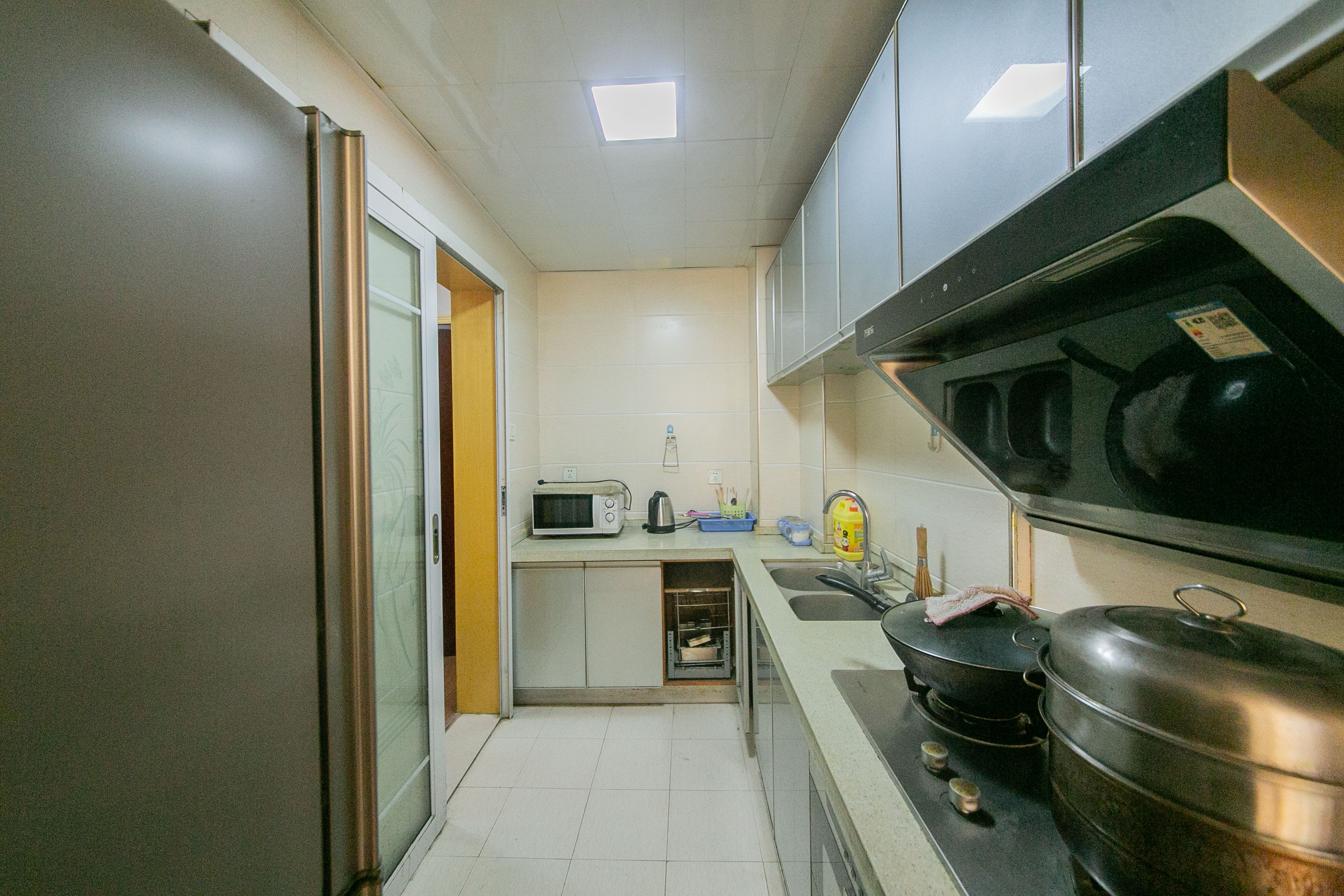 天健芙蓉盛世一期  3室2厅2卫    175.0万厨房