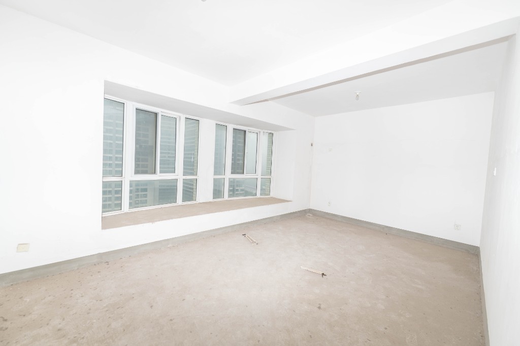 天剑华城 3室2厅1厨2卫 105.00万其他