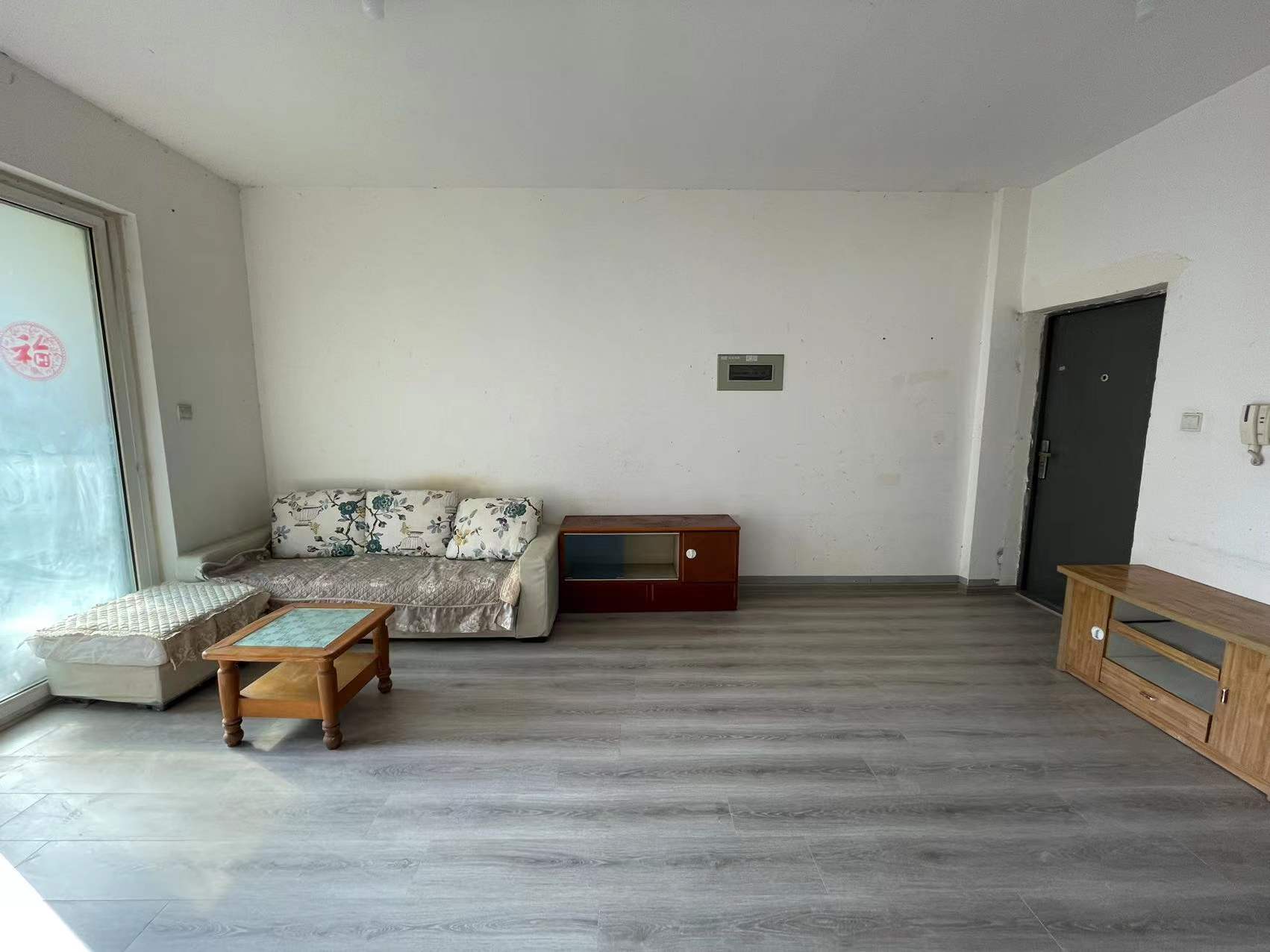 南湖锦苑 2室1厅1卫 1900.0元/月 南湖锦苑 2室1厅1卫 1900.0元/月室内图