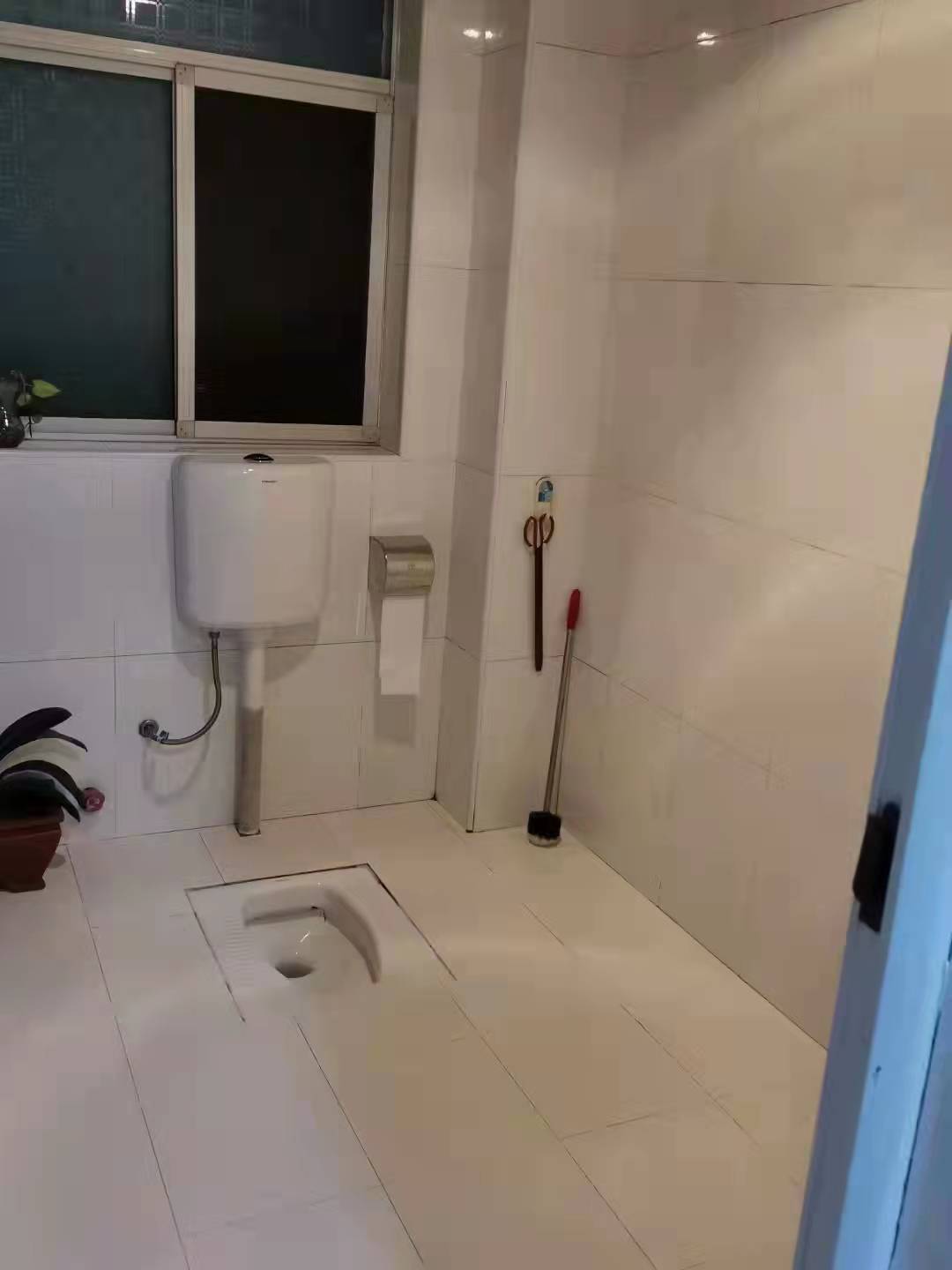 碧水馨城 3室2厅1卫 61.8万 碧水馨城 3室2厅1卫 61.8万卫生间