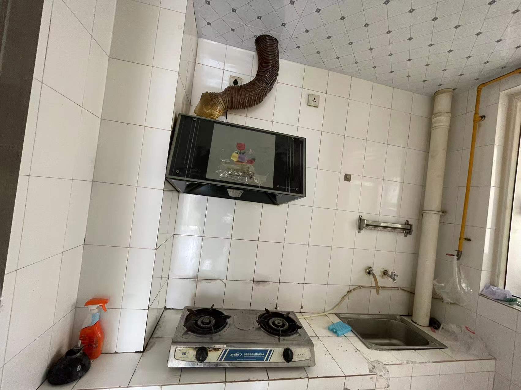 南湖锦苑 2室1厅1卫 1900.0元/月 南湖锦苑 2室1厅1卫 1900.0元/月室内图