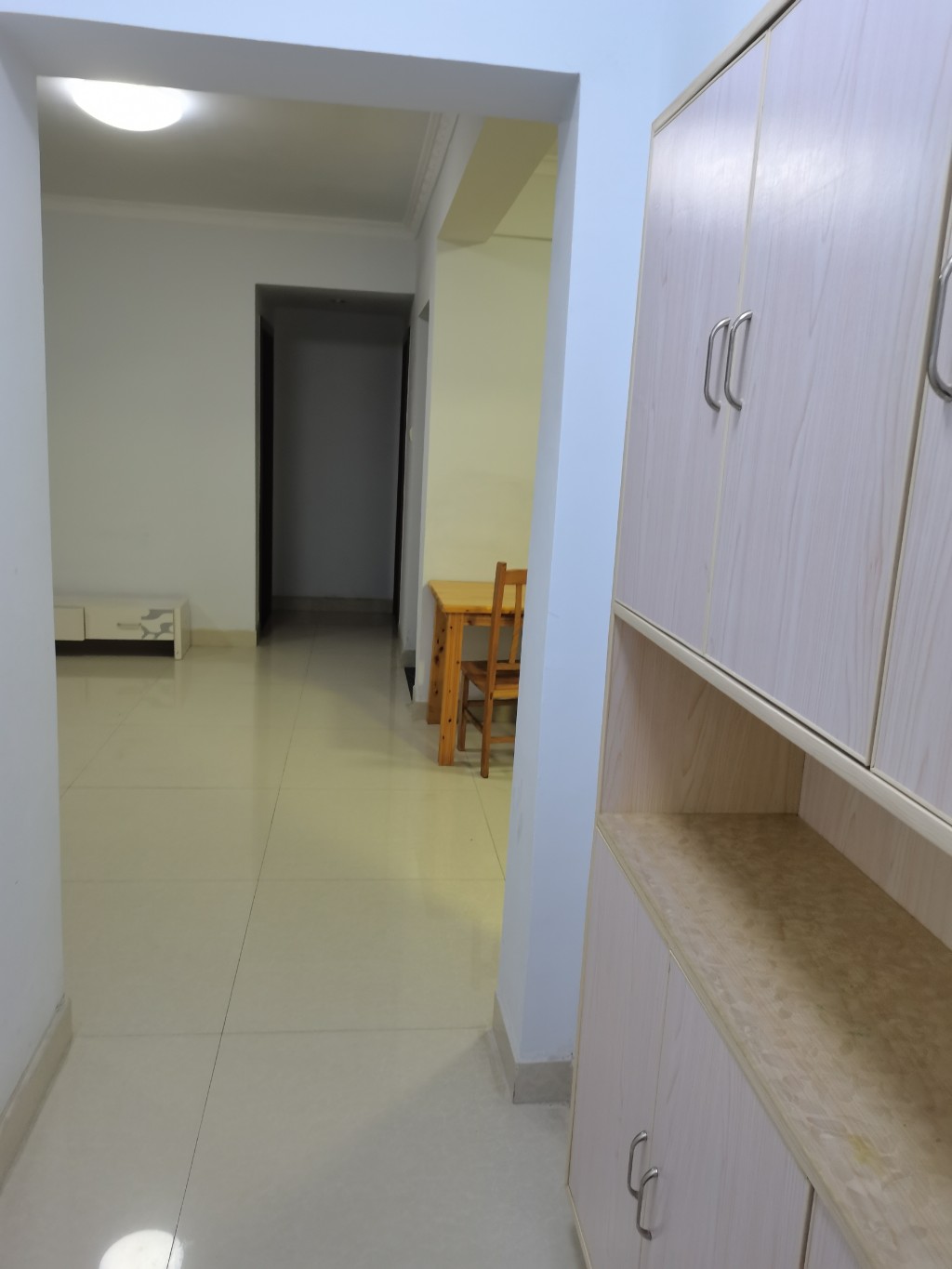 建湘小区  2室2厅1卫    1800.0元/月 建湘小区  2室2厅1卫    1800.0元/月室内图