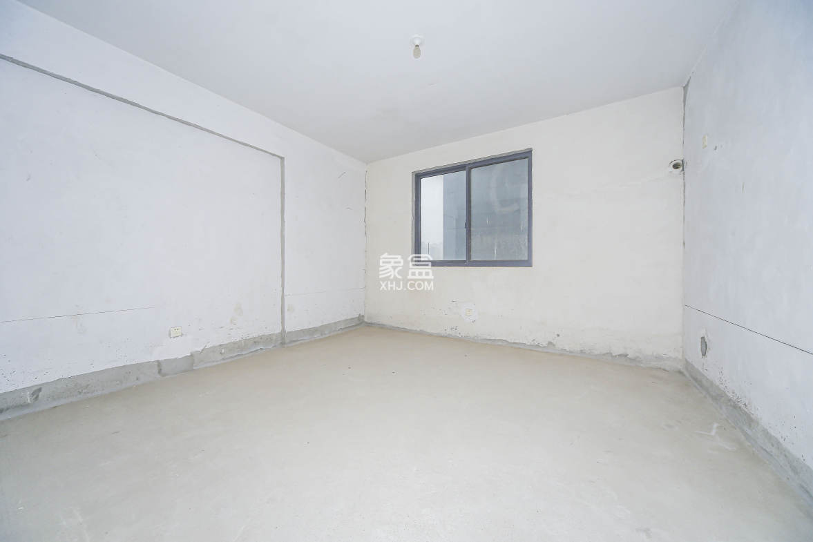 阳光100一期、四五期 4室2厅2卫 108.0万 阳光100一期、四五期 4室2厅2卫 108.0万卧室