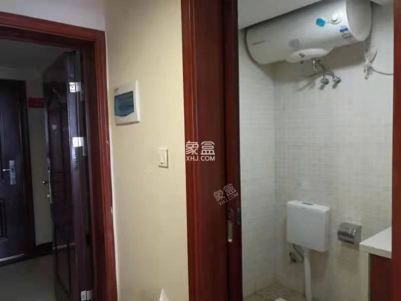 西湖公寓  1室1厅1卫    1200.0元/月 西湖公寓  1室1厅1卫    1200.0元/月室内图