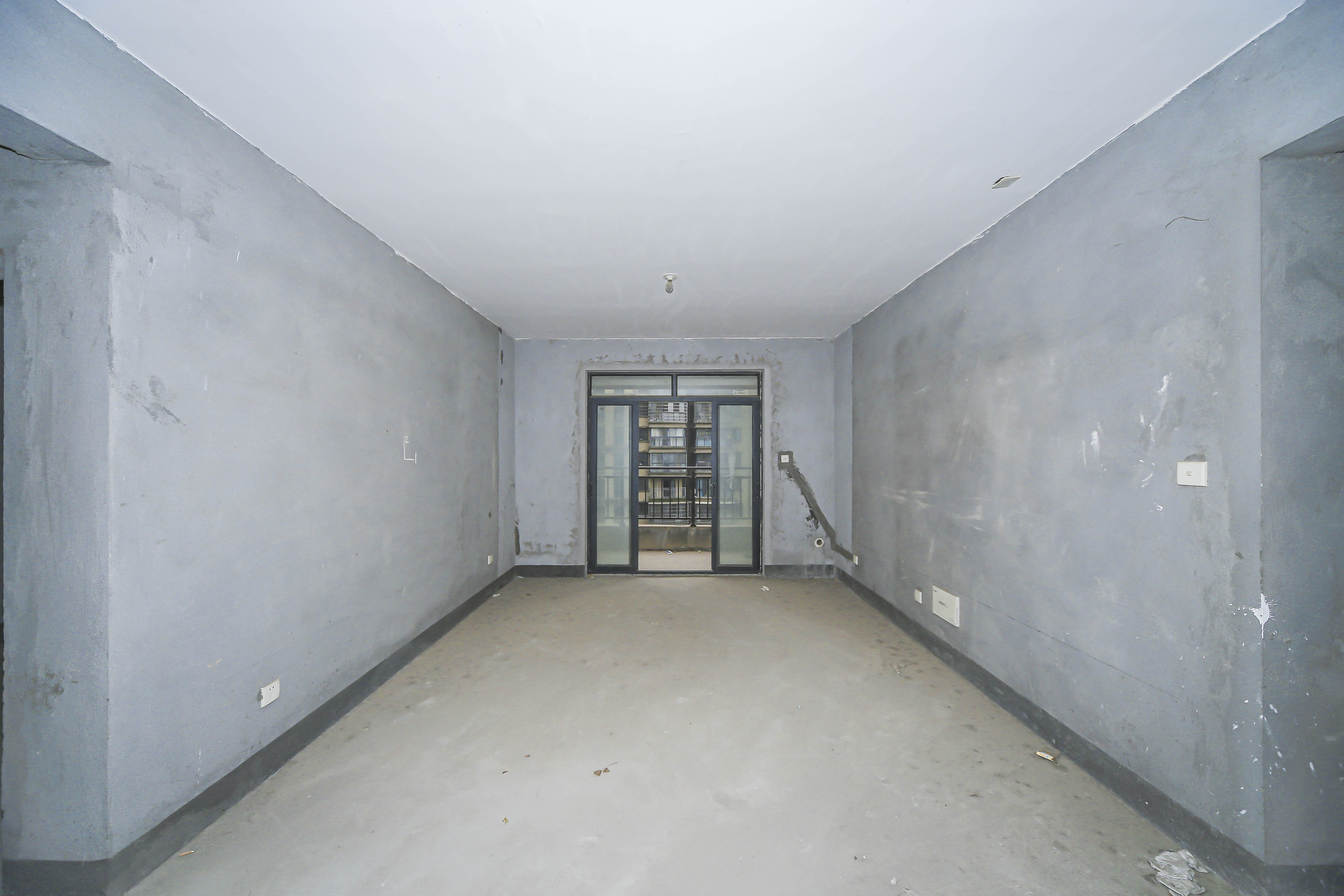 中建麓山和苑  2室2厅1卫   70.00万