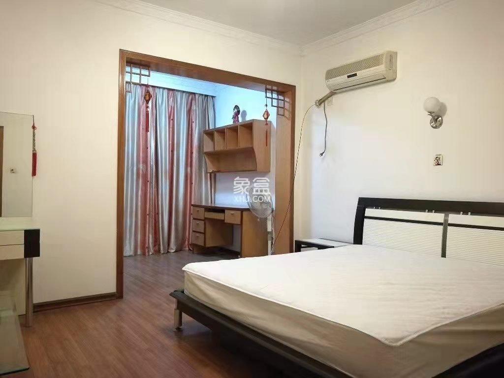 馨香小区 3室2厅2卫 75.0万 馨香小区 3室2厅2卫 75.0万客厅