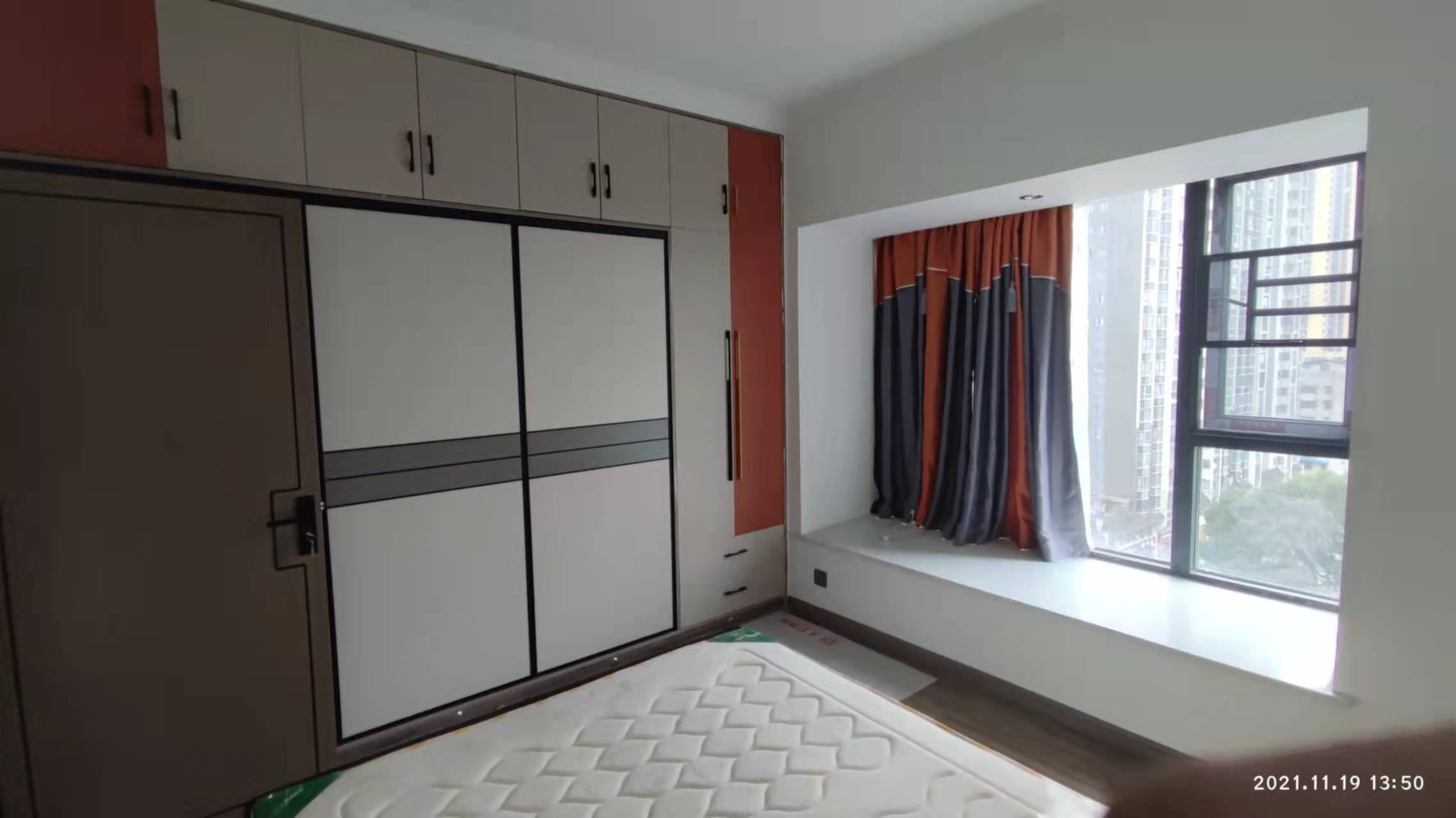 江岸公馆  1室1厅1卫    1500.0元/月 江岸公馆  1室1厅1卫    1500.0元/月室内图