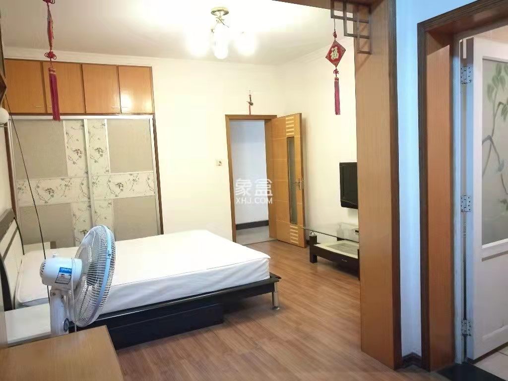 馨香小区 3室2厅2卫 75.0万 馨香小区 3室2厅2卫 75.0万客厅