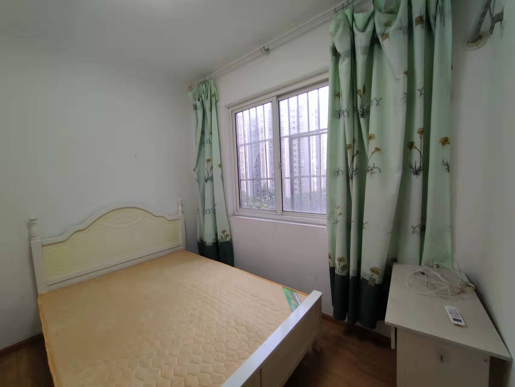 长顺家园 1室1厅1卫 1600.00元/月 长顺家园 1室1厅1卫 1600.00元/月室内图