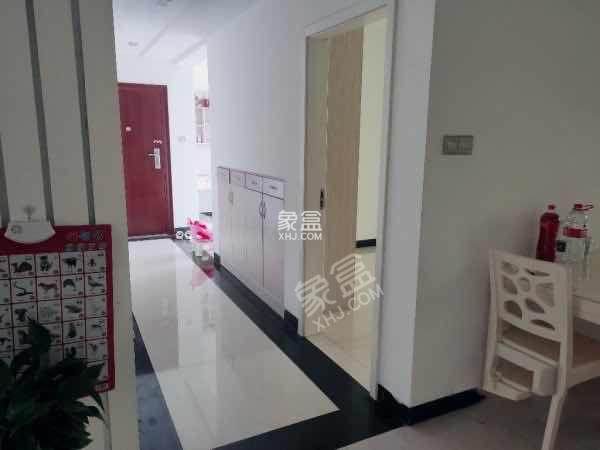 南湖玫瑰湾  4室2厅2卫   2800.00元/月室内图