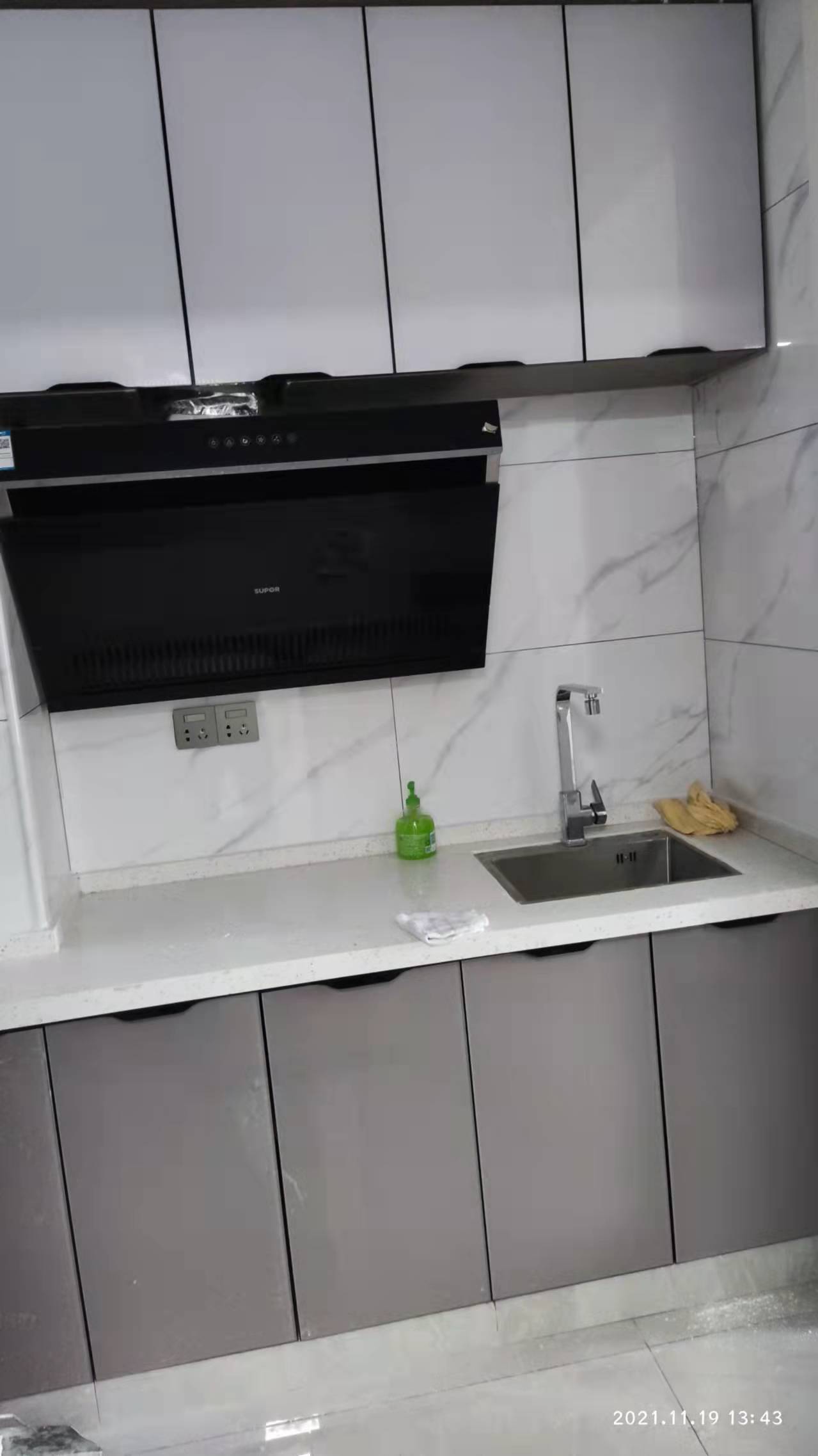 江岸公馆  1室1厅1卫    1500.0元/月 江岸公馆  1室1厅1卫    1500.0元/月室内图