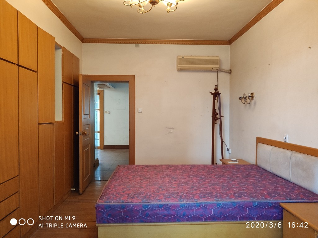 娄底市财政局家属院 3室2厅2卫 73.0万 娄底市财政局家属院 3室2厅2卫 73.0万卧室