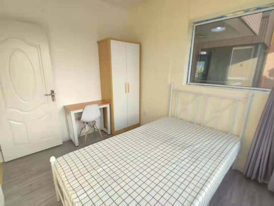 海伦春天 3室2厅1卫 2400.0元/月 海伦春天 3室2厅1卫 2400.0元/月室内图