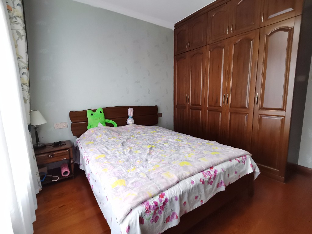 都市兰亭 3室2厅2卫 65.0万 都市兰亭 3室2厅2卫 65.0万客厅