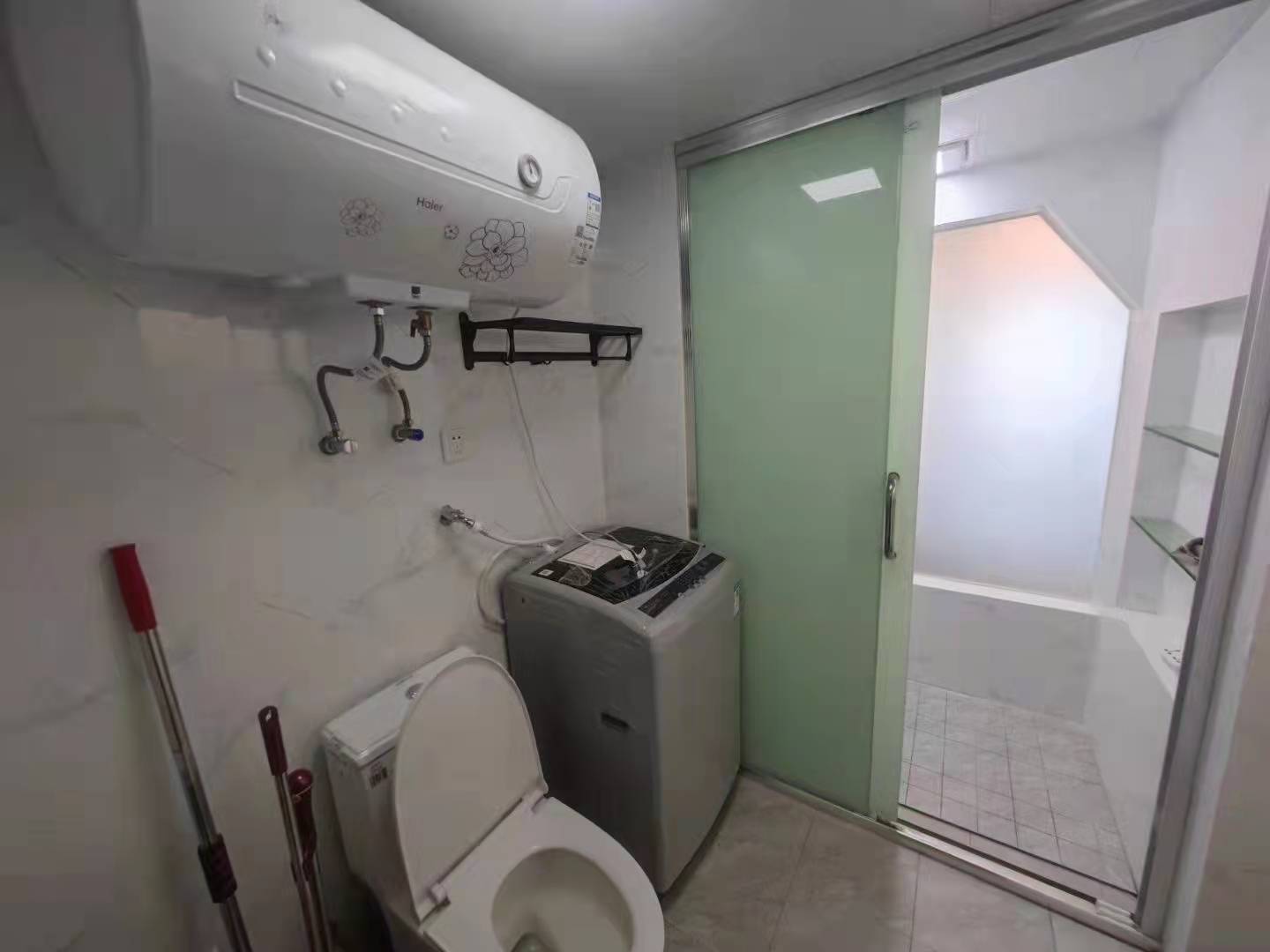 鑫天国际(鑫天偶遇)  1室1厅1卫    1600.0元/月 鑫天国际(鑫天偶遇)  1室1厅1卫    1600.0元/月室内图