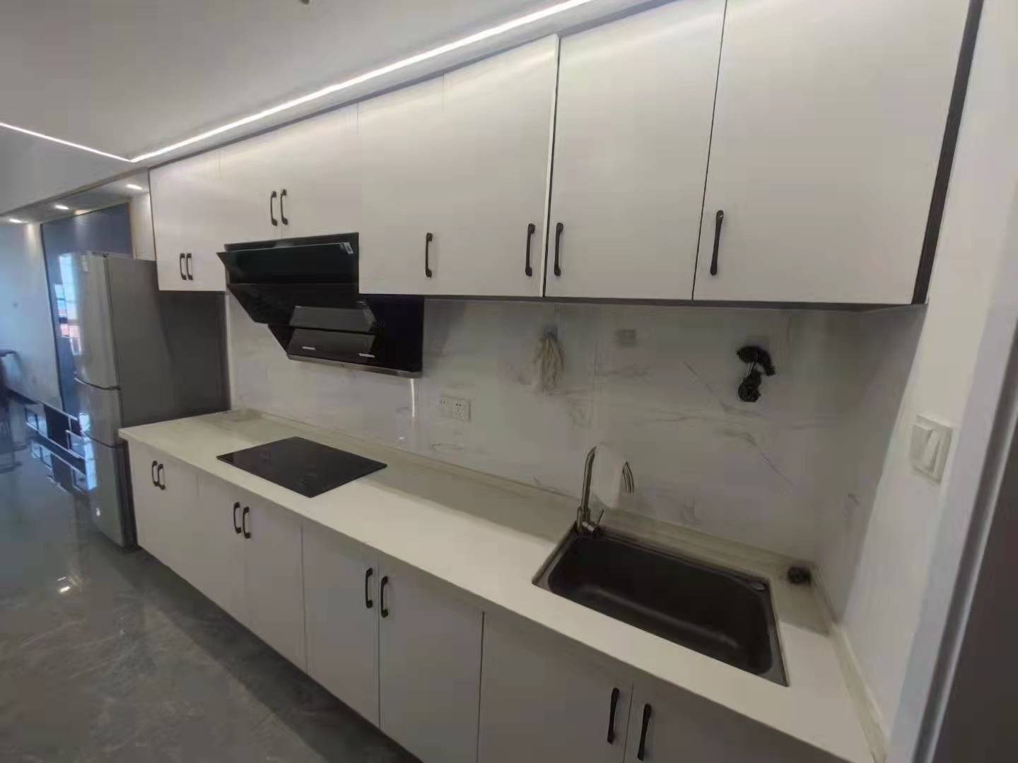 鑫天国际(鑫天偶遇)  1室1厅1卫    1600.0元/月 鑫天国际(鑫天偶遇)  1室1厅1卫    1600.0元/月室内图