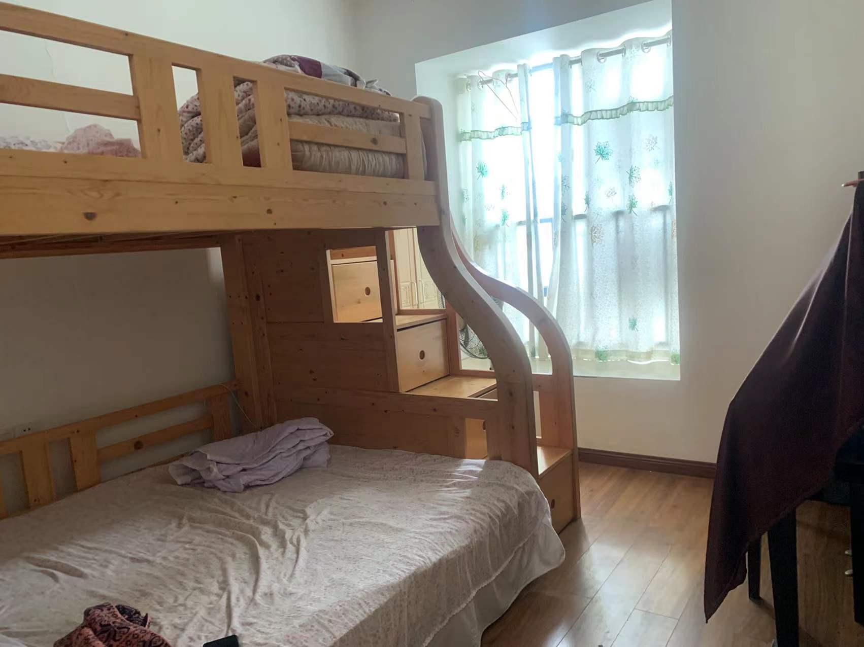 太一御江城 3室2厅2卫 92.8万 太一御江城 3室2厅2卫 92.8万客厅