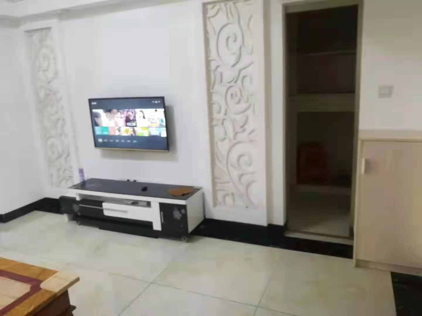 财智公馆大厦(瑞士国际酒店) 1室1厅1卫 1000.0元/月 财智公馆大厦(瑞士国际酒店) 1室1厅1卫 1000.0元/月室内图