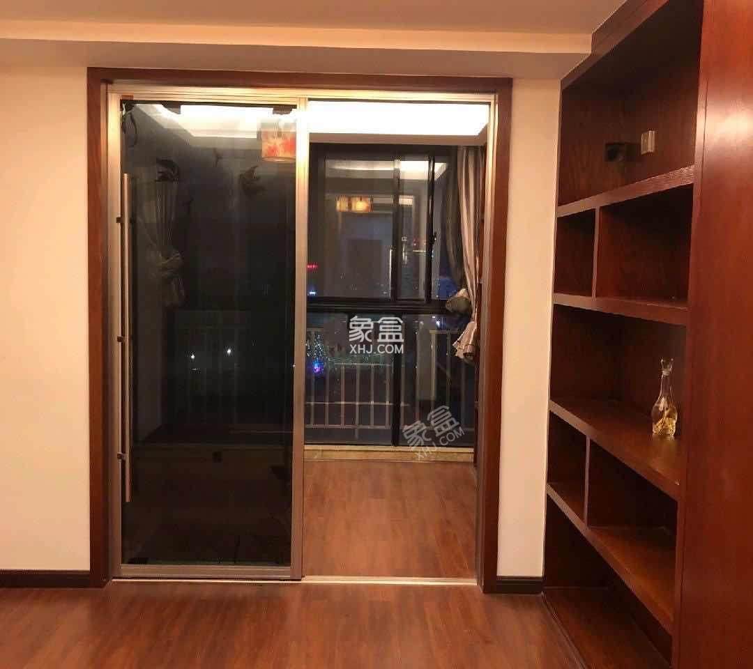 青春驿站 3室2厅2卫 3000.0元/月 青春驿站 3室2厅2卫 3000.0元/月室内图