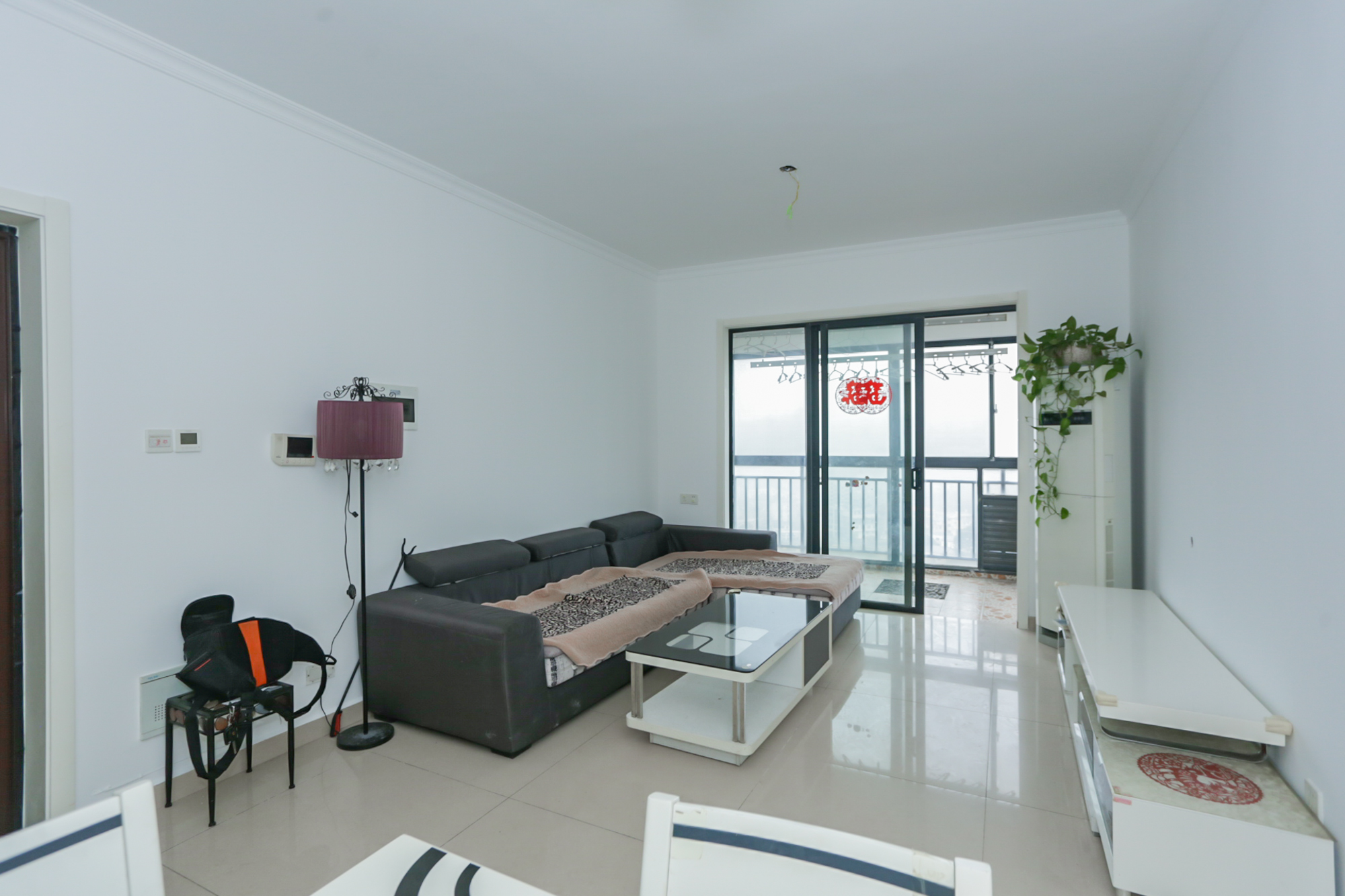 莱茵城  3室2厅2卫    103.0万室内图1