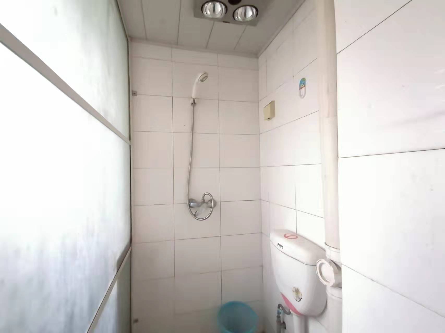 柏丽广场 1室1厅1卫 650.0元/月 柏丽广场 1室1厅1卫 650.0元/月室内图