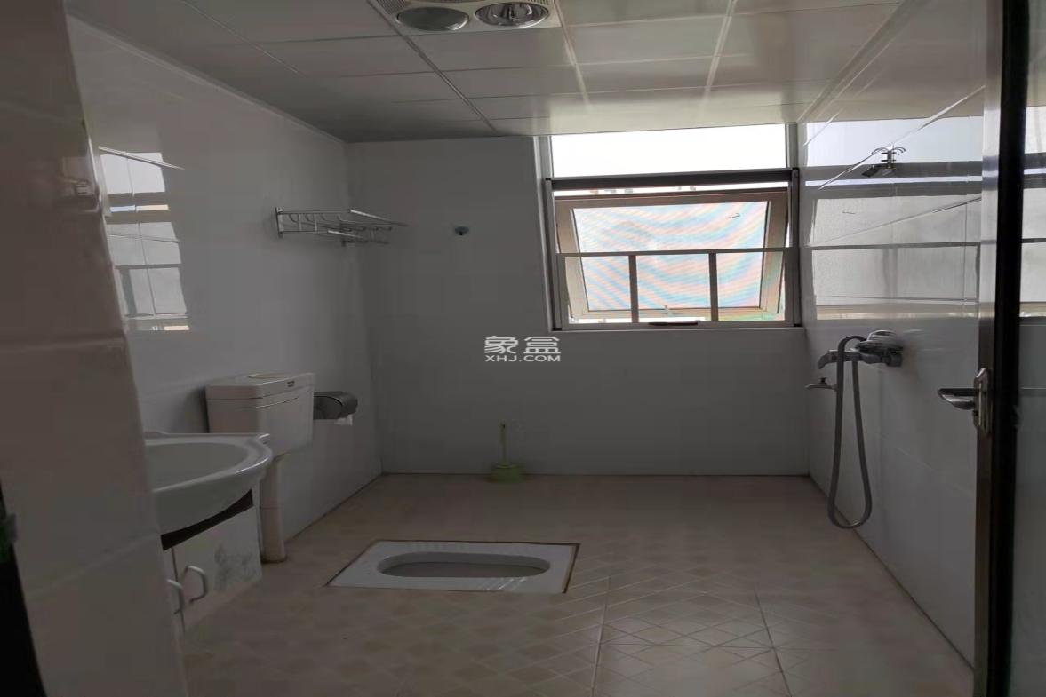 佳兆业金域天下三期 2室2厅1卫 57.0万 佳兆业金域天下三期 2室2厅1卫 57.0万客厅