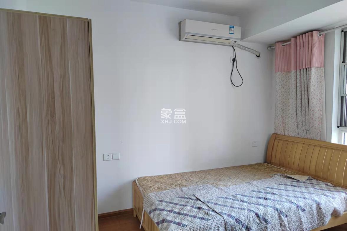 佳兆业金域天下三期 2室2厅1卫 57.0万 佳兆业金域天下三期 2室2厅1卫 57.0万客厅