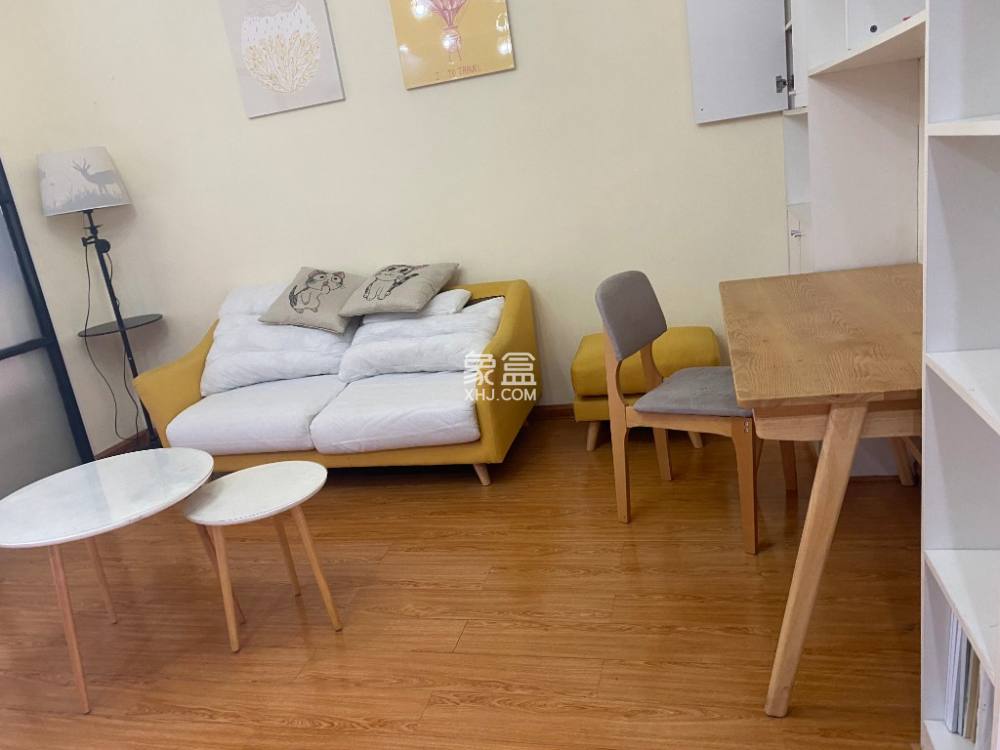 御江帝景  2室1厅1卫    1500.0元/月