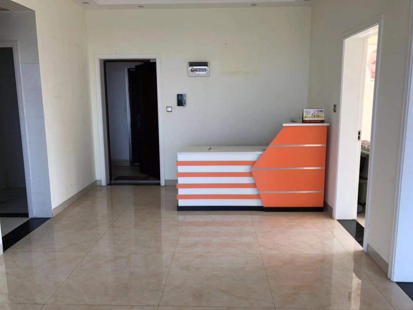 雄森国际  2室1厅1卫    1600.0元/月 雄森国际  2室1厅1卫    1600.0元/月室内图