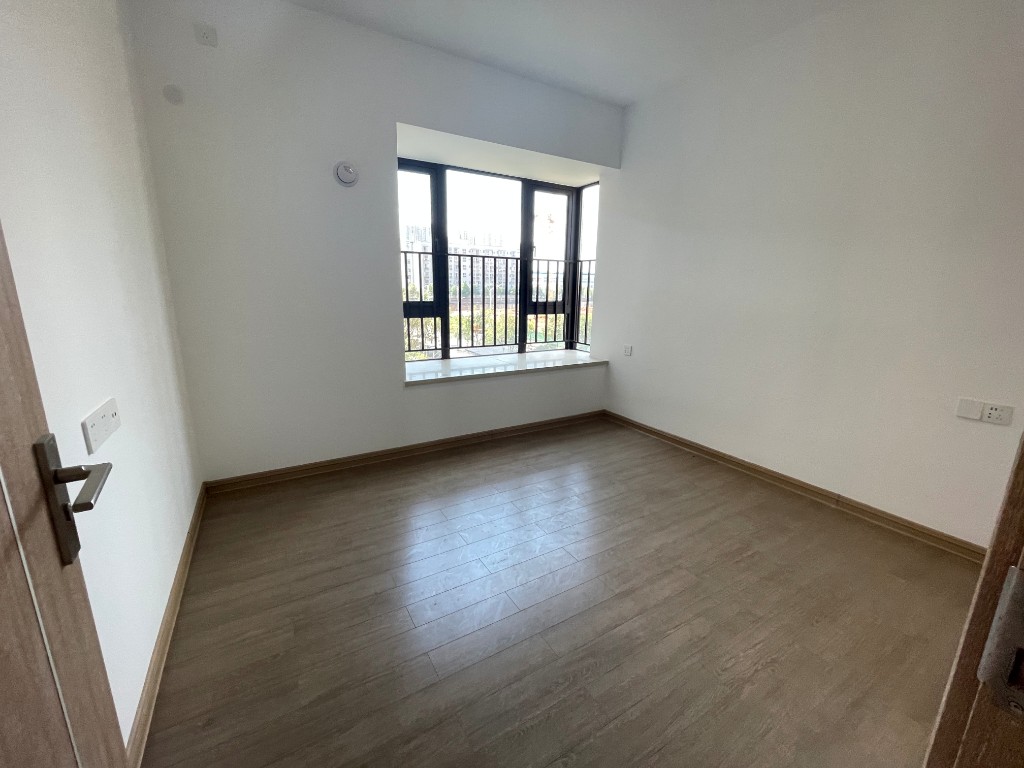 蓝溪谷 3室2厅2卫 81.8万 蓝溪谷 3室2厅2卫 81.8万客厅