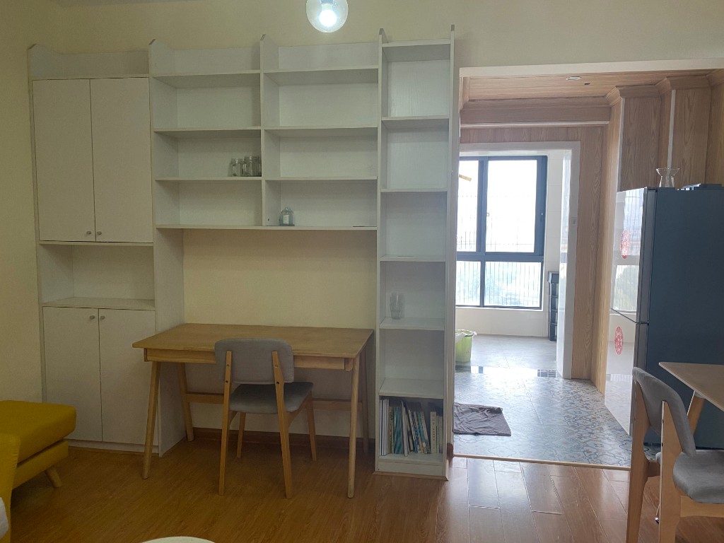 御江帝景  2室1厅1卫    1500.0元/月 御江帝景  2室1厅1卫    1500.0元/月室内图