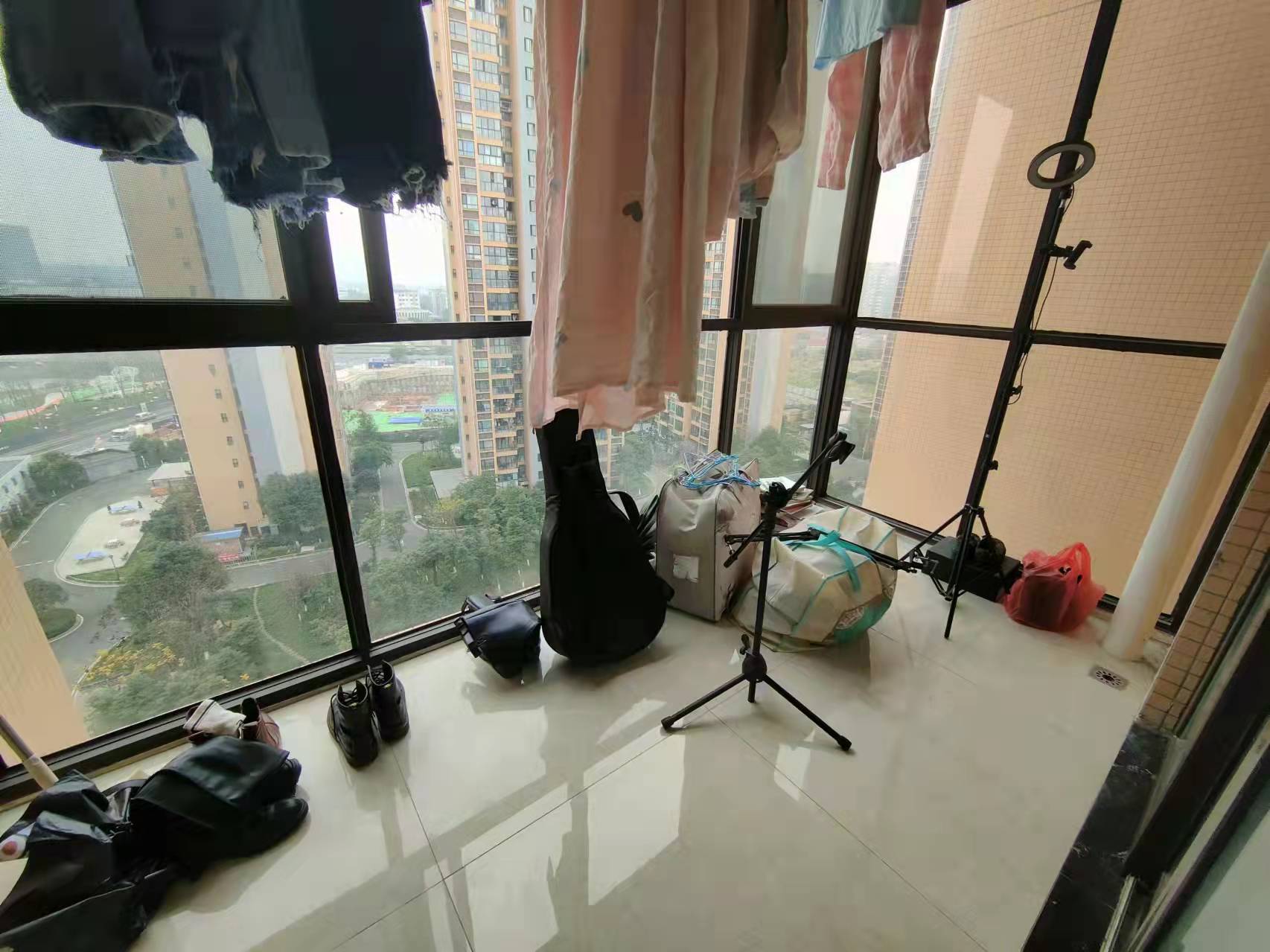 南湖尚景 2室2厅1卫 2300.0元/月 南湖尚景 2室2厅1卫 2300.0元/月室内图