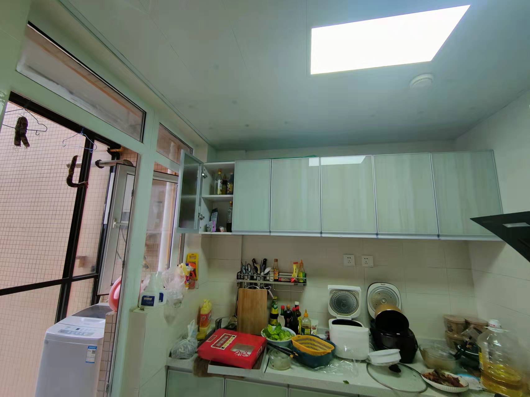 南湖尚景 2室2厅1卫 2300.0元/月 南湖尚景 2室2厅1卫 2300.0元/月室内图