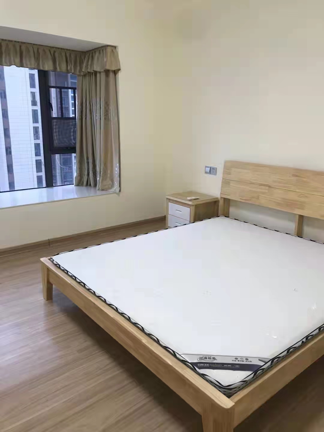 碧桂园梓山府 4室2厅2卫 3000.0元/月 碧桂园梓山府 4室2厅2卫 3000.0元/月室内图