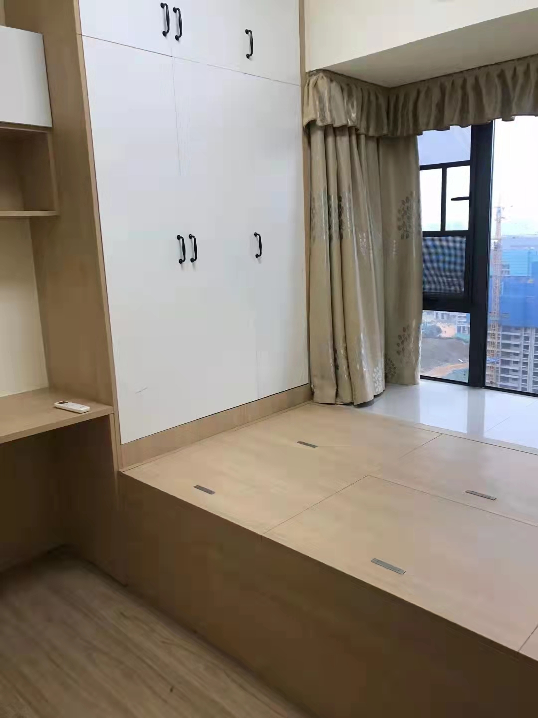 碧桂园梓山府 4室2厅2卫 3000.0元/月 碧桂园梓山府 4室2厅2卫 3000.0元/月室内图