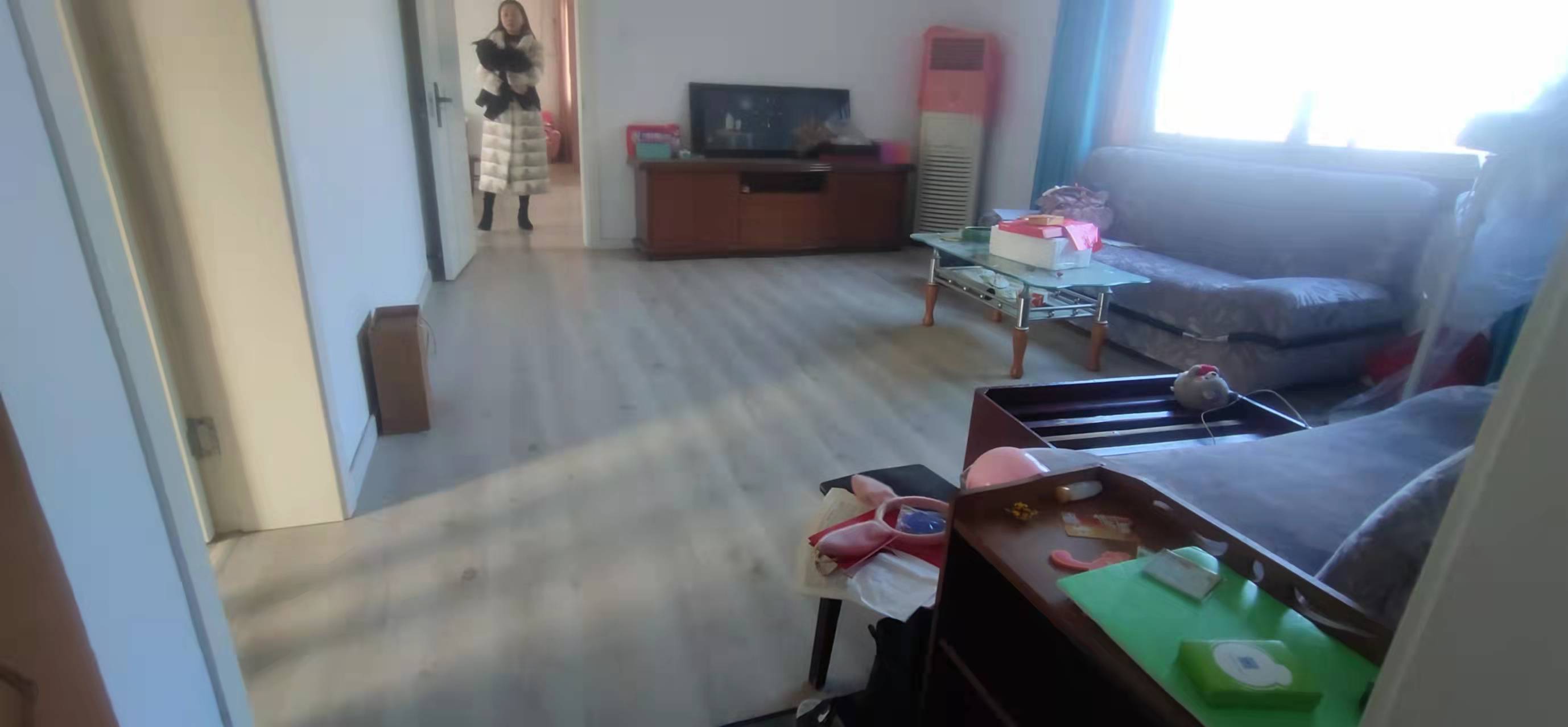 赫山公路局单位房  2室2厅1卫    1000.0元/月 赫山公路局单位房  2室2厅1卫    1000.0元/月室内图