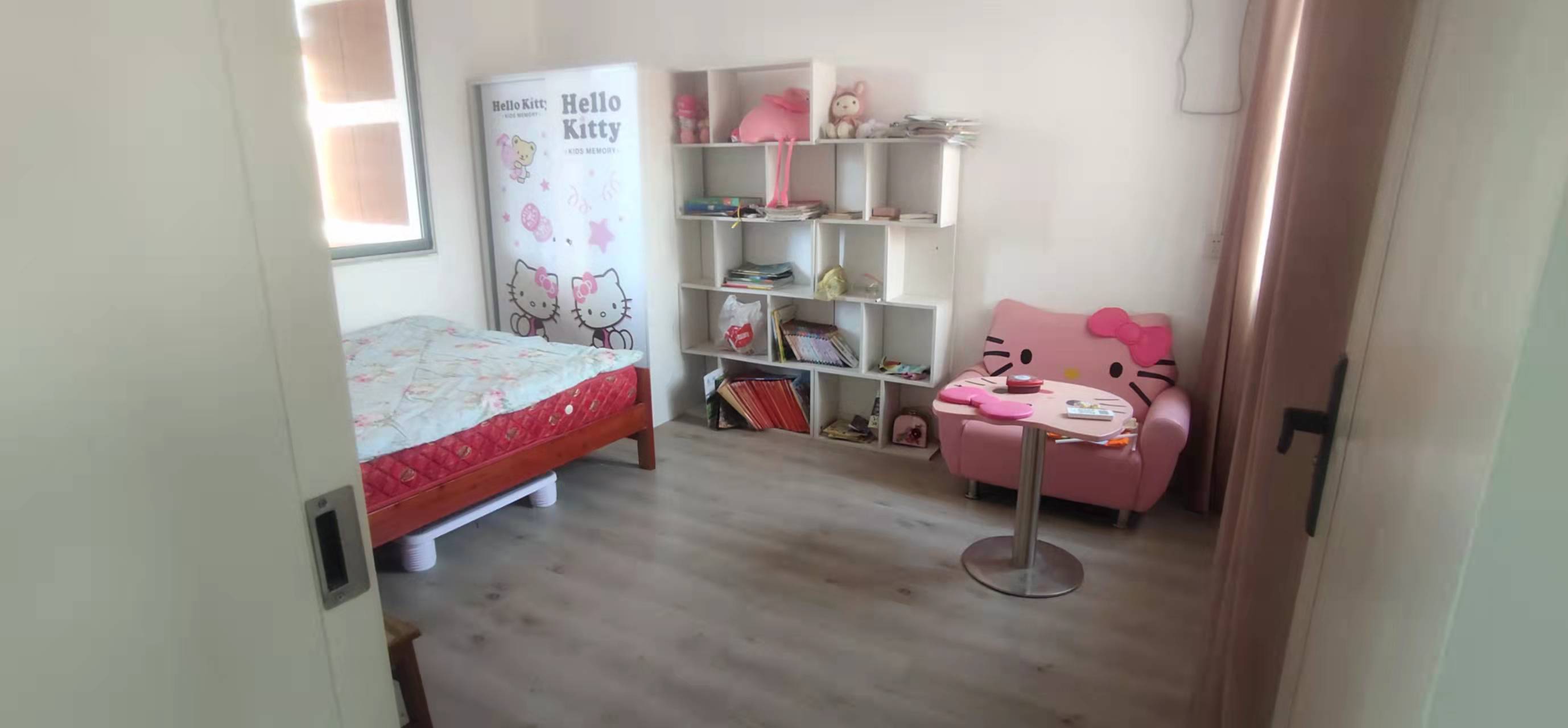 赫山公路局单位房  2室2厅1卫    1000.0元/月 赫山公路局单位房  2室2厅1卫    1000.0元/月室内图