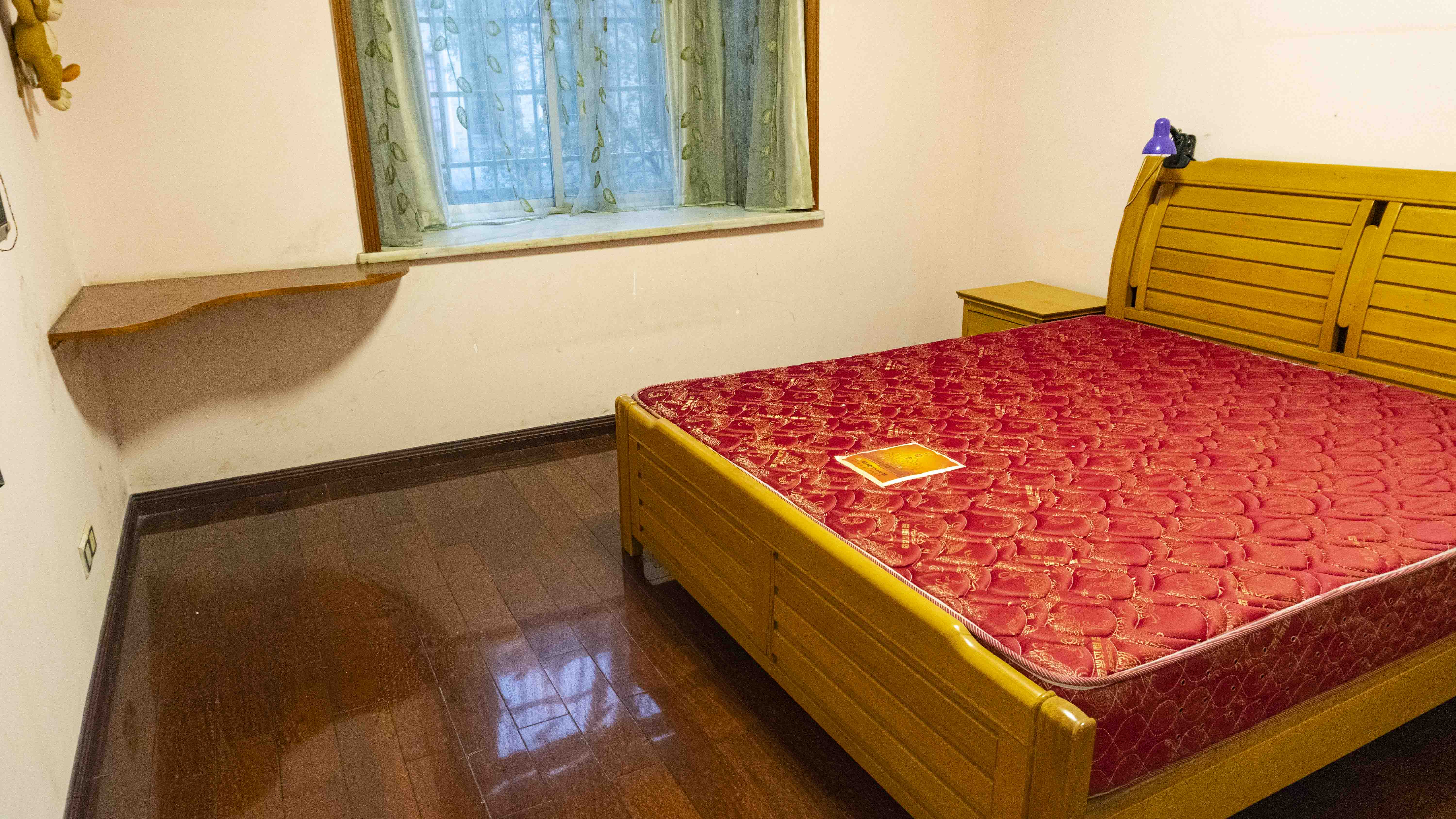 马良小区 4室2厅2卫 60.8万 马良小区 4室2厅2卫 60.8万客厅